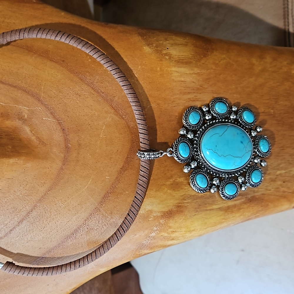 Faux Turquoise Choker